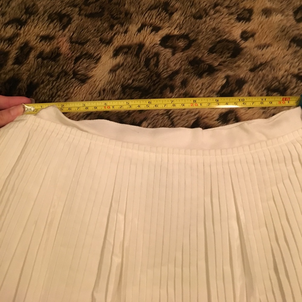 👗Banana Republic white skirt - Picture 6 of 8